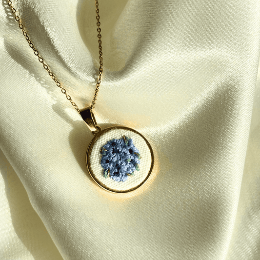 Colar Flor Hortência