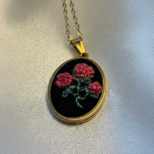 colar Rosas do Campo